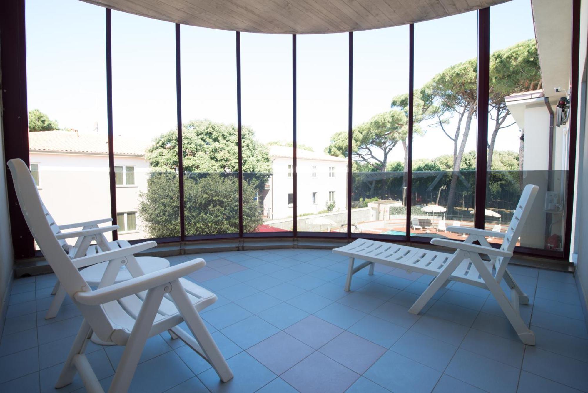 Hotel Kon Tiki San Vincenzo Zimmer foto