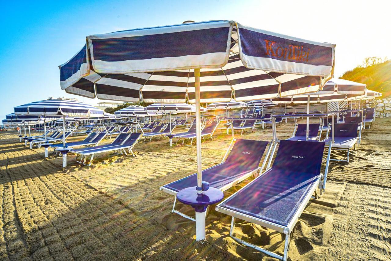 Hotel Kon Tiki San Vincenzo Exterior foto